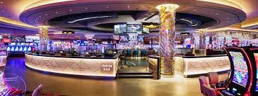 menang123 slot app home screen showing live football and casino categories